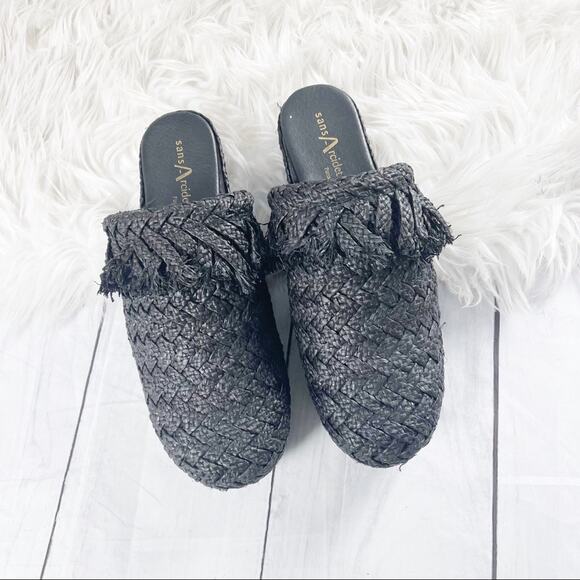 Sans Arcidet Women's Paris Black Rafia Fringe Clogs Open Back Size 41 - Picture 2 of 7